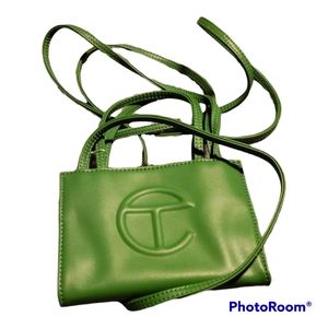 Telfar, Leaf Shopping Bag